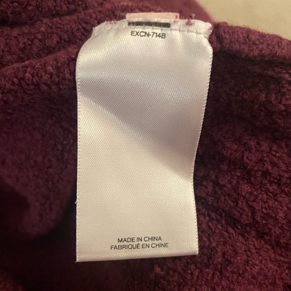 Burgundy Express relaxed sweater, size M - Picture 8 of 8